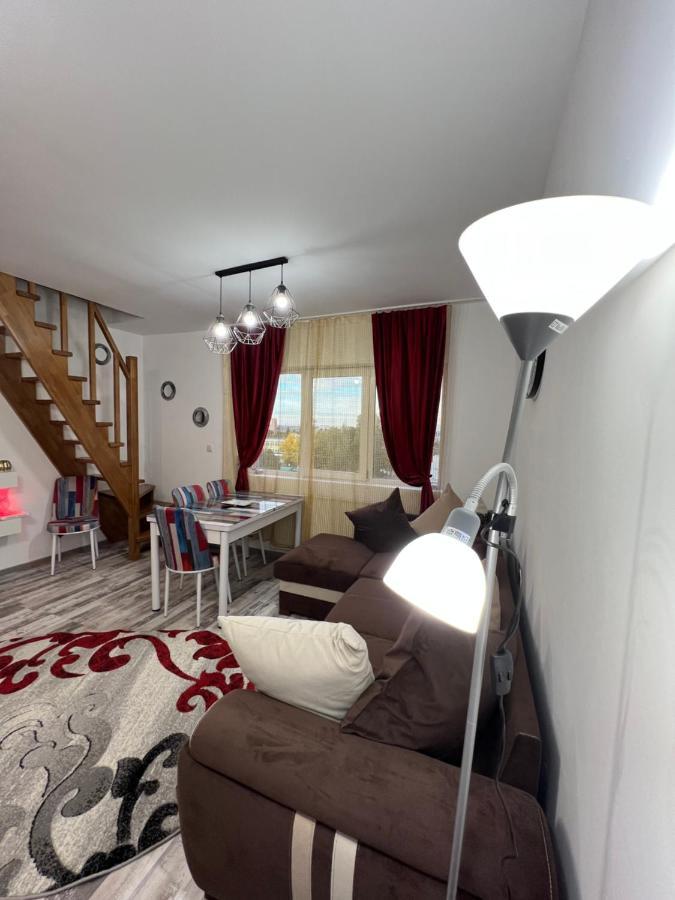 Apartmán Zizi'S House Garii Brašov Exteriér fotografie